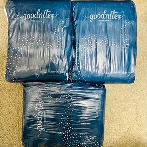 Brand new Goodnites (s/m) diaper